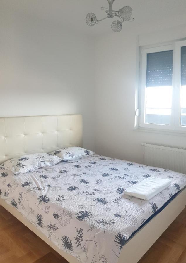 Apartman Venecija Banja Luka Exterior photo